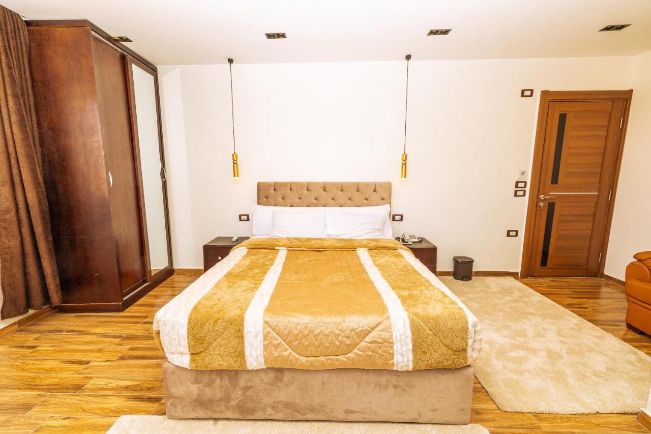 White Pyramids Inn Nazlet el Simman Екстер'єр фото