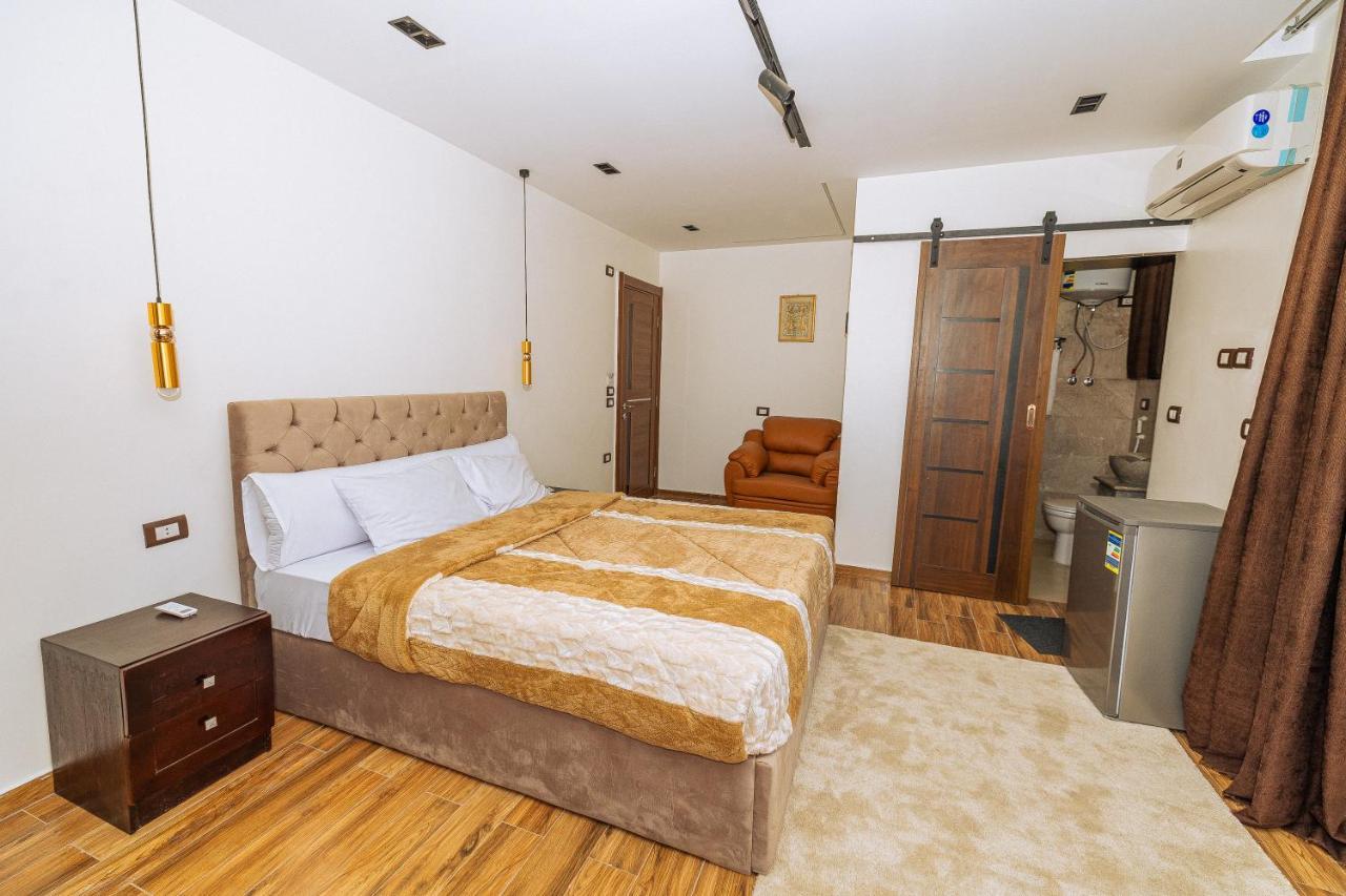 White Pyramids Inn Nazlet el Simman Екстер'єр фото