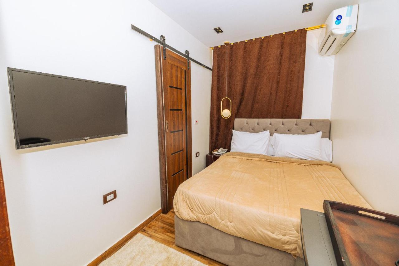 White Pyramids Inn Nazlet el Simman Екстер'єр фото