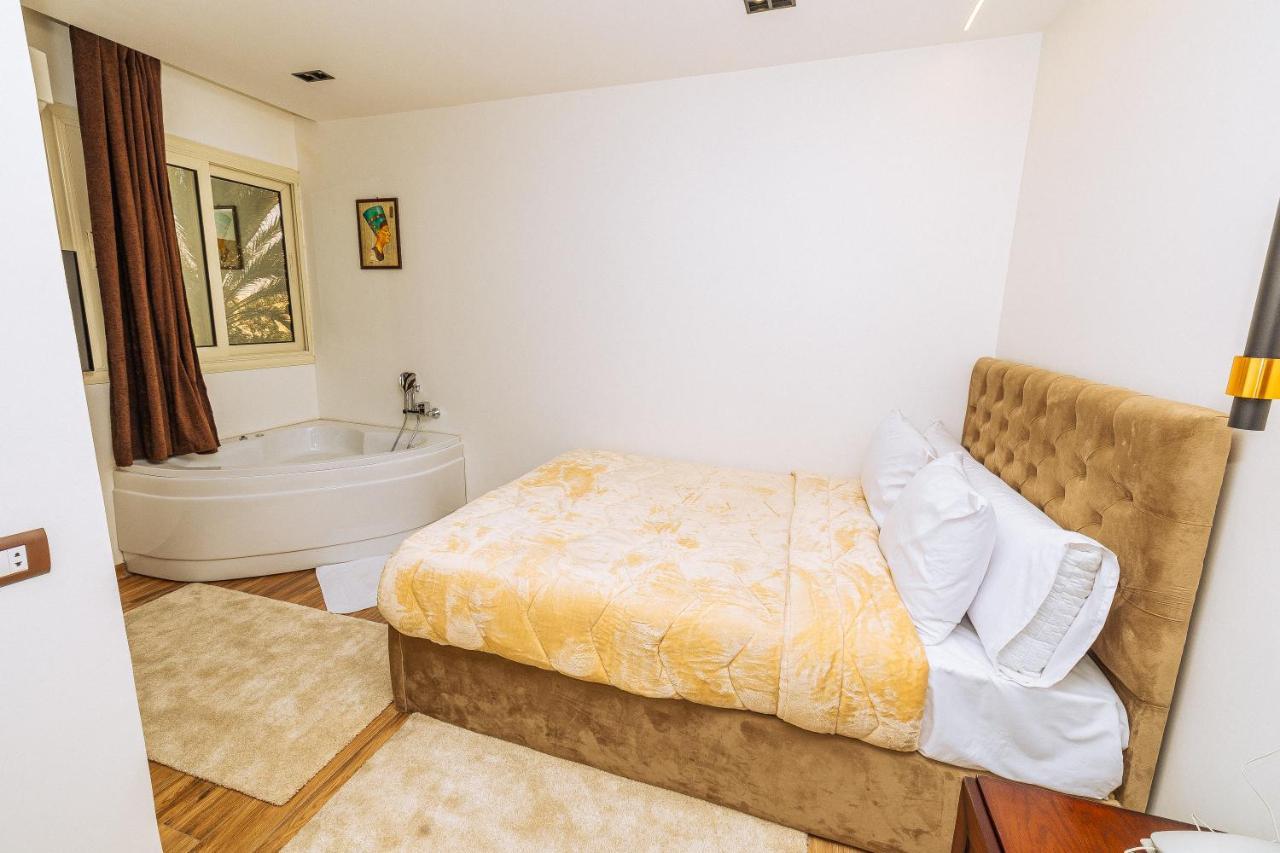 White Pyramids Inn Nazlet el Simman Екстер'єр фото
