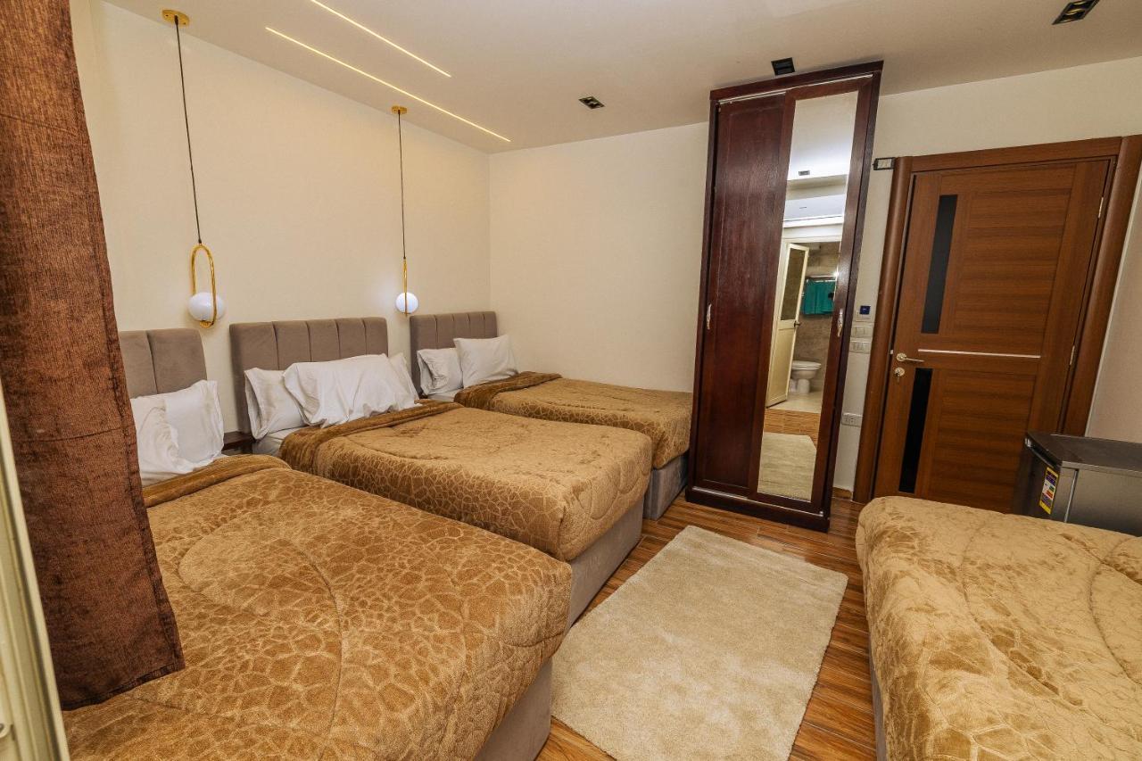 White Pyramids Inn Nazlet el Simman Екстер'єр фото