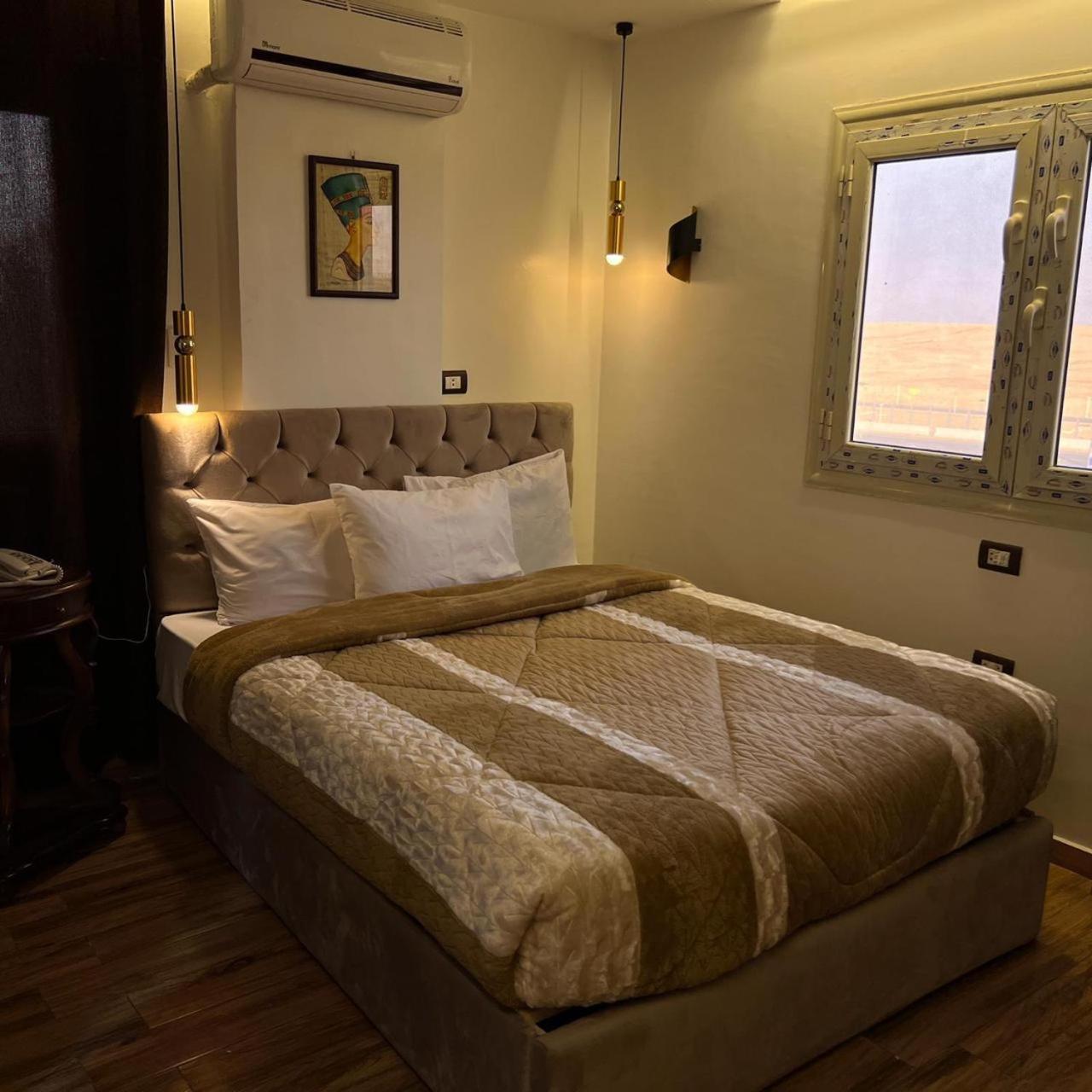 White Pyramids Inn Nazlet el Simman Екстер'єр фото