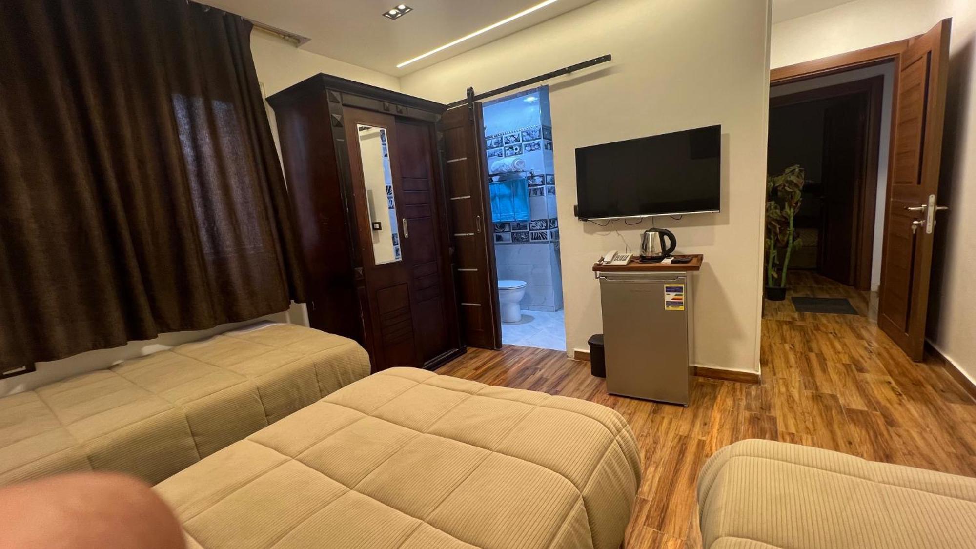 White Pyramids Inn Nazlet el Simman Екстер'єр фото