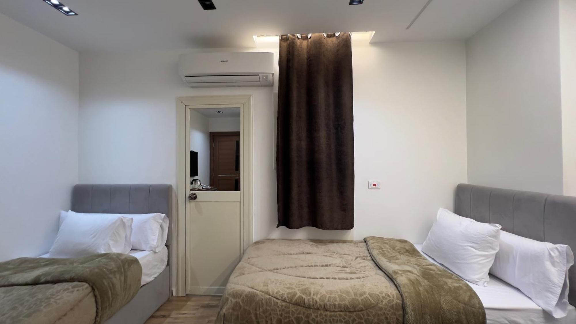 White Pyramids Inn Nazlet el Simman Екстер'єр фото