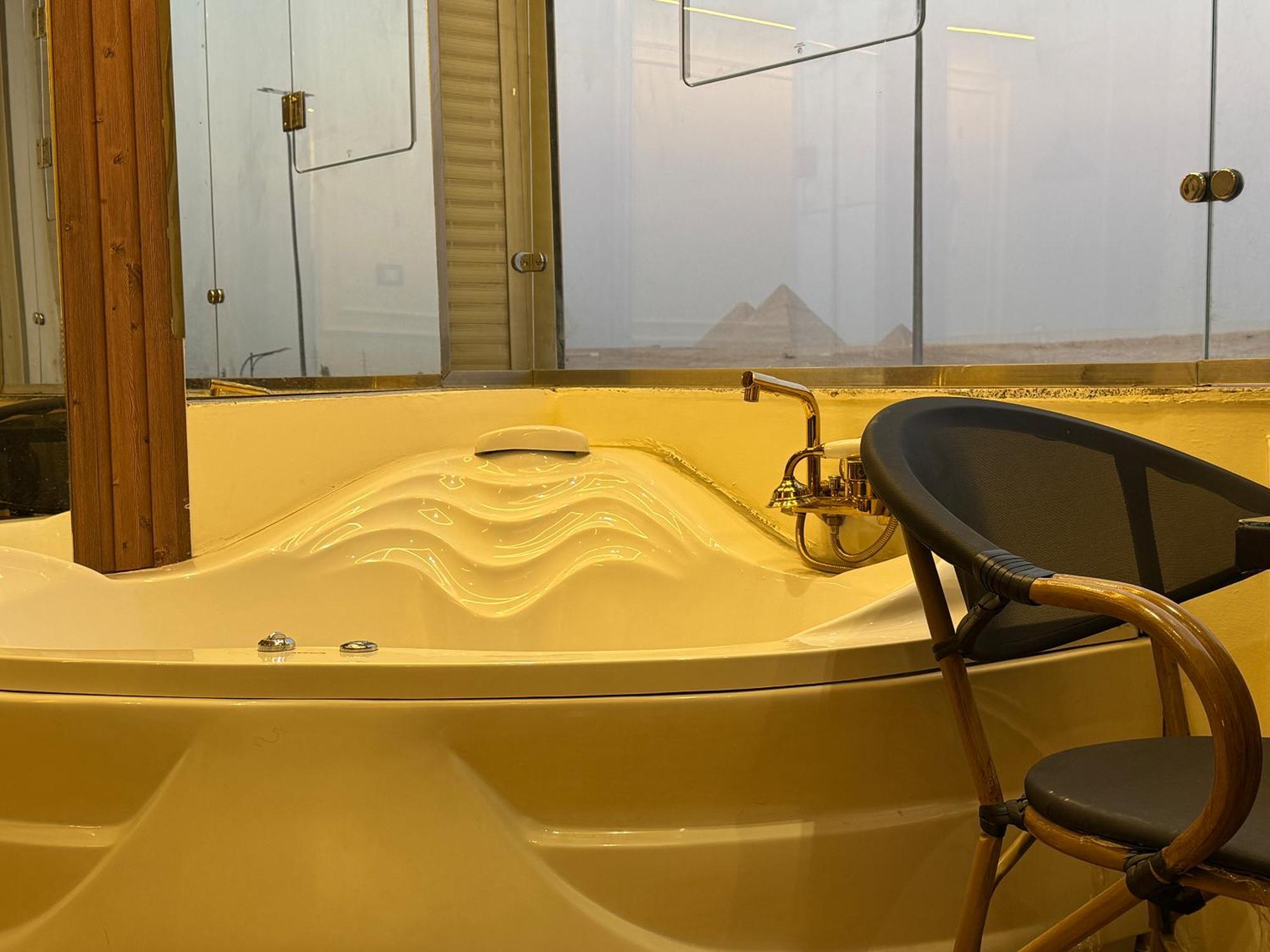 White Pyramids Inn Nazlet el Simman Екстер'єр фото