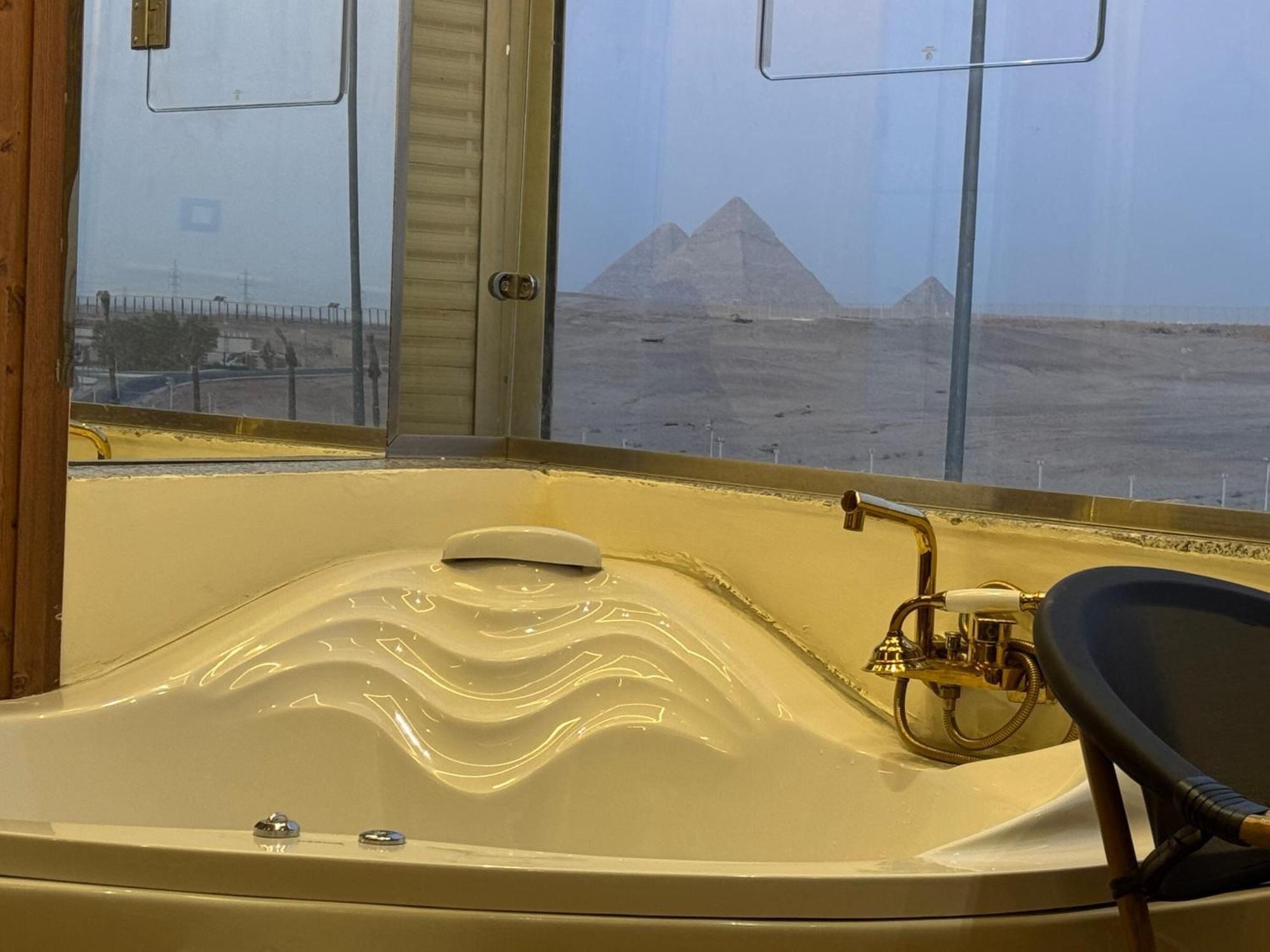 White Pyramids Inn Nazlet el Simman Екстер'єр фото